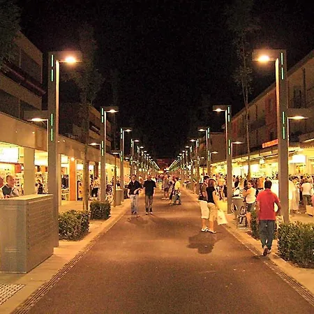 Adorable Flat 350m From The 3* Bibione